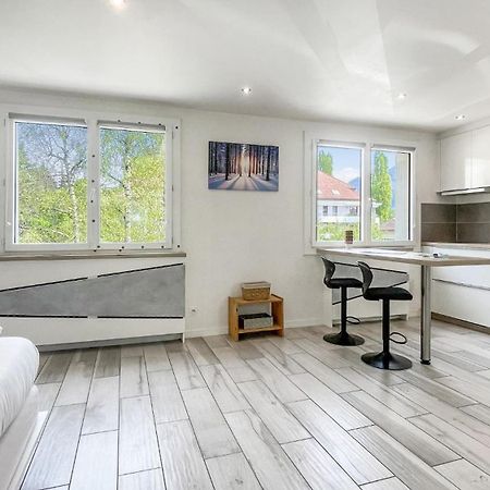 HOMEY TIDY - NEW / Proche Centre Annecy / Parking gratuit / Logement entièrement équipé Exterior foto