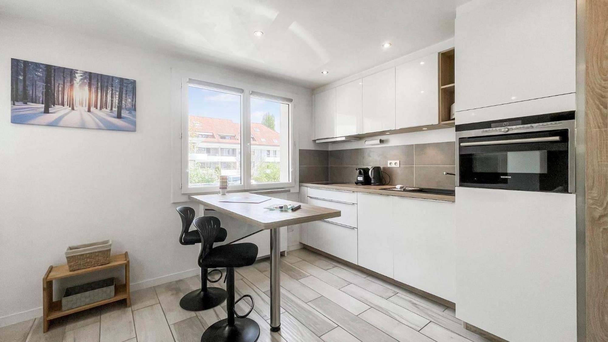 HOMEY TIDY - NEW / Proche Centre Annecy / Parking gratuit / Logement entièrement équipé Exterior foto