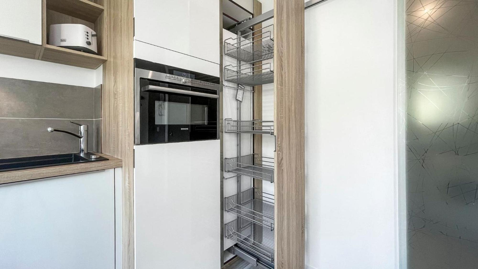 HOMEY TIDY - NEW / Proche Centre Annecy / Parking gratuit / Logement entièrement équipé Exterior foto